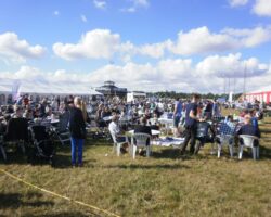 Menighedscamp med stor tilslutning