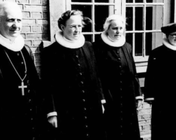 Debat om kvindelige præster er forstummet